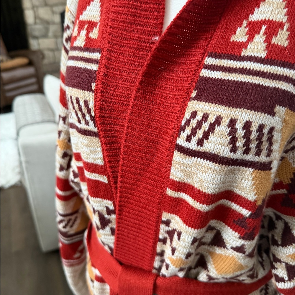 Wrangler Retro Red and Beige Knit Sweater - Picture 2 of 7